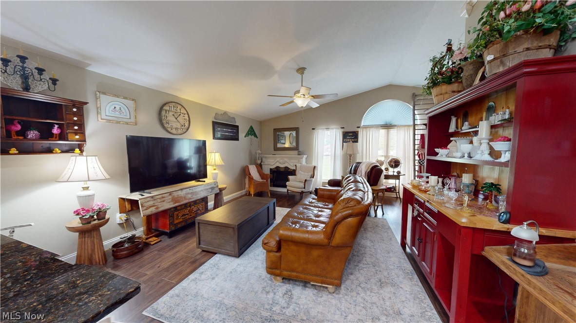 Village/Waynedburg - Residential