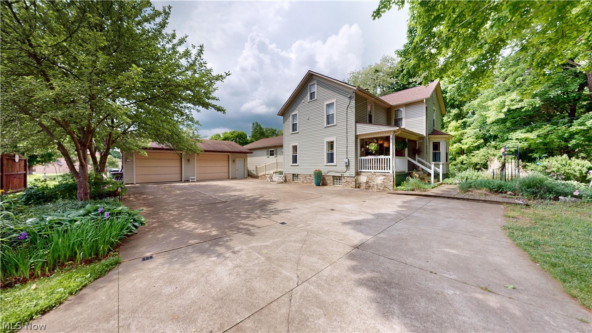 Village/Waynedburg - Residential