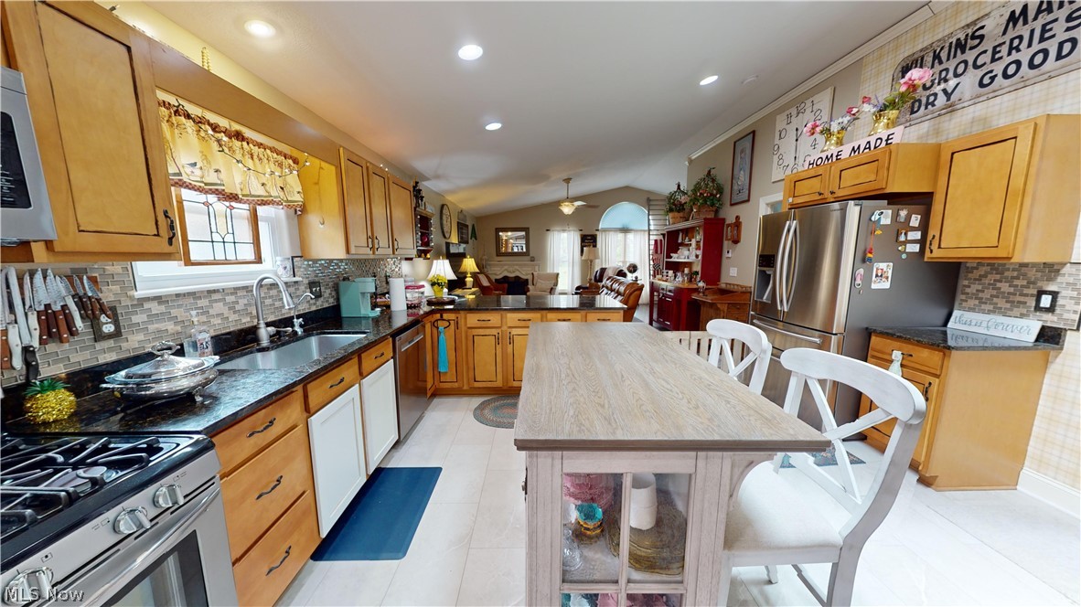 Village/Waynedburg - Residential