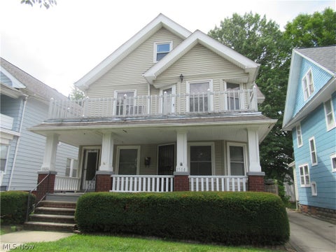 Multifamily For Rent - 1520 Ridgewood Avenue<br/> Cuyahoga County, Lakewood, OH 44107