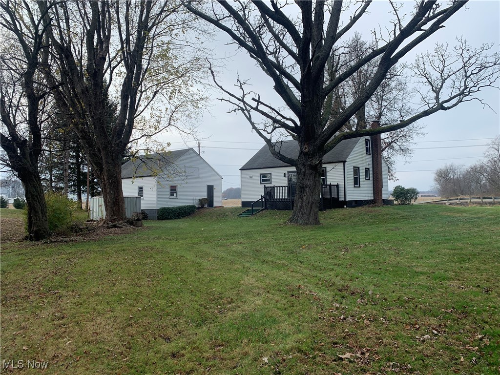 3828 S Apple Creek Road, Apple Creek, Ohio image 9