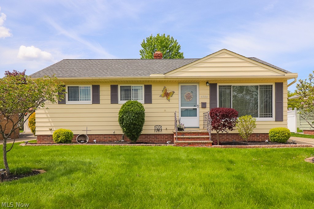 Come walk through this meticulously owned ranch in Brooklyn before it's gone! This house has many big ticket updates, perfect for someone who's looking to move right in without a worry! Kitchen was updated in 2015, as well as new laminate flooring in the main living space. All new windows were installed in 2016, Bathroom was updated in 2018, and both the roof & furnace are less than 10 years old. In the basement you'll find a massive finished room for a second living space, or rec room as well as a small bonus room for an office or extra play space. New garage door was installed in 2015 and so much more! Schedule your walk through today!