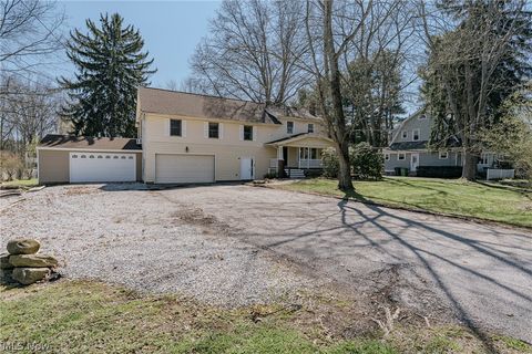 Homes For Sale - 1894 Ritchie Road<br/> Summit County, Stow, OH 44224