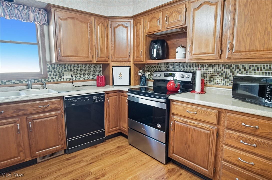 Silver Maple Condo - Residential