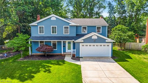 Homes For Sale - 631 Dwight Drive<br/> Bay Village, OH 44140