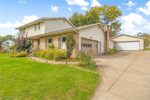 Tiny photo for 5491 Limerick Avenue NW, North Canton, OH 44720 (MLS # 5252616)