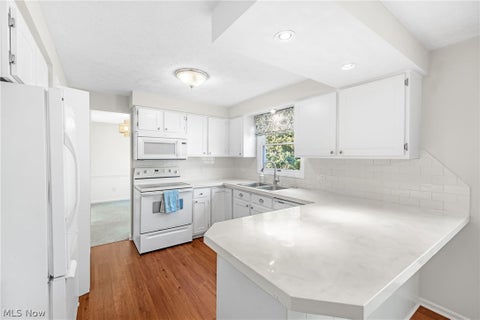 Tiny photo for 5491 Limerick Avenue NW, North Canton, OH 44720 (MLS # 5252616)