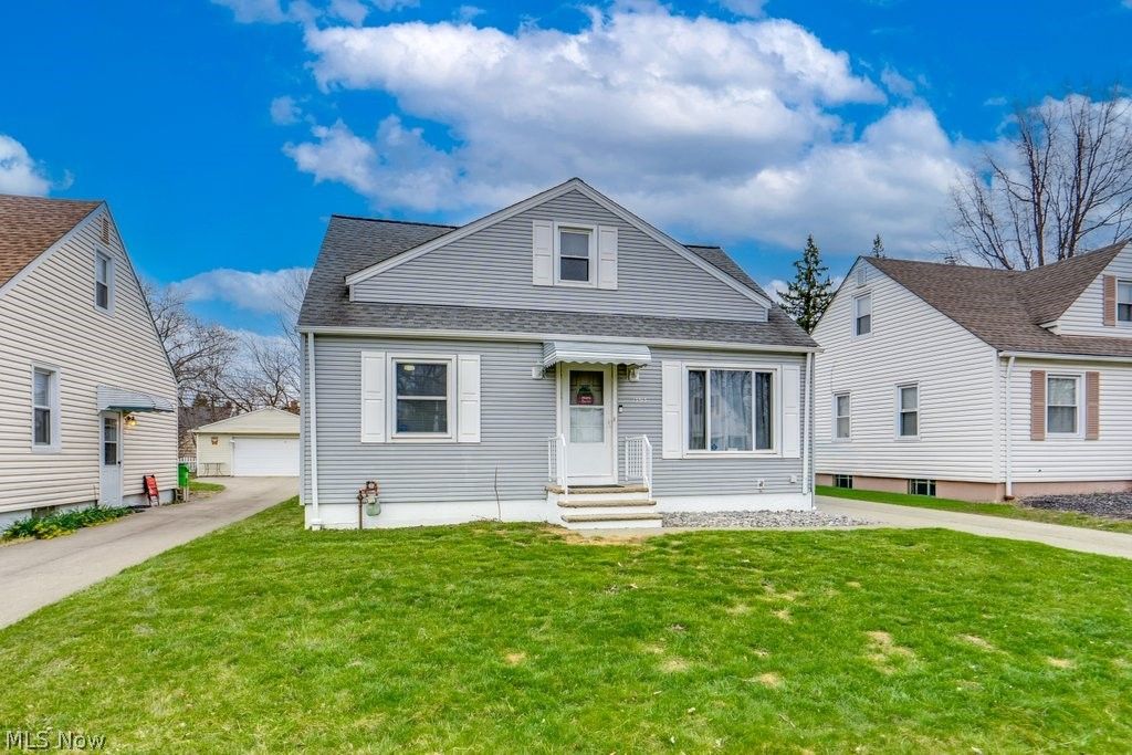 Photo of 13513 York Boulevard, Garfield Heights, OH 44125 (MLS # 5196129)