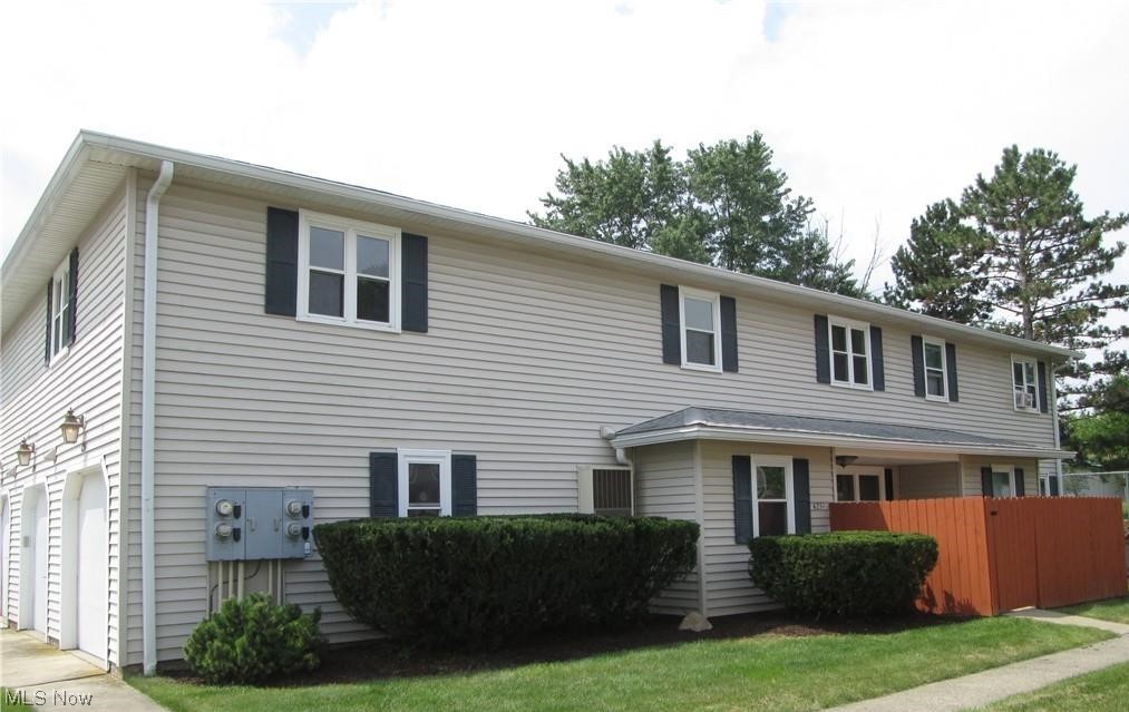 Royal Court Condo - Residential