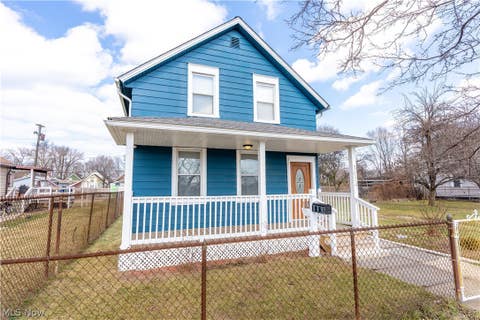 Homes For Sale - 3024 Vega Avenue<br/> Cleveland, OH 44113