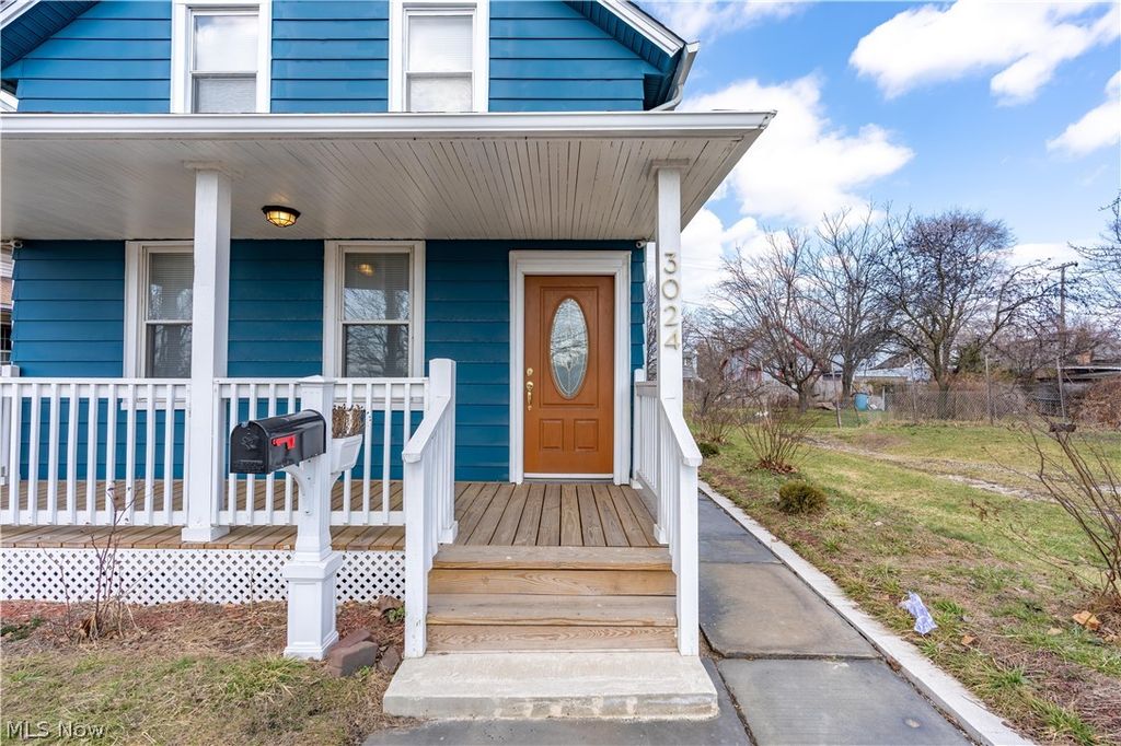 Photo of 3024 Vega Avenue, Cleveland, OH 44113 (MLS # 5190104)