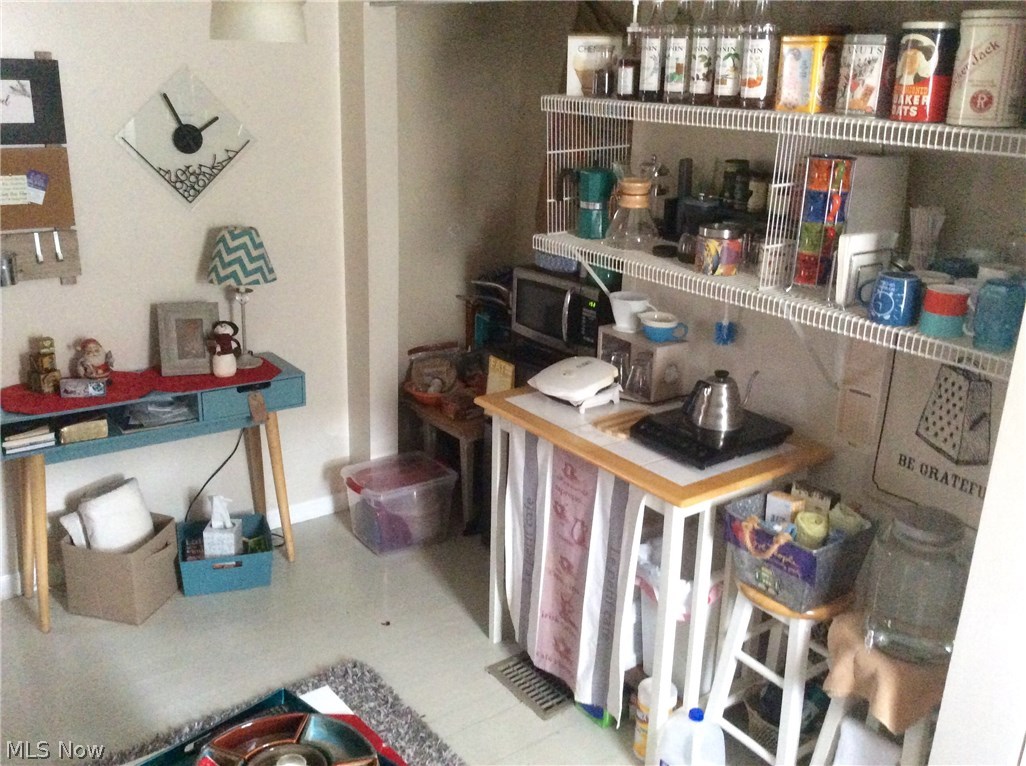 Village/Canfield - Residential