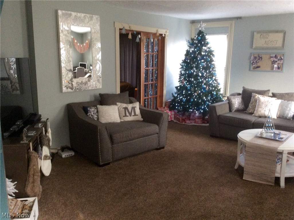 Village/Canfield - Residential