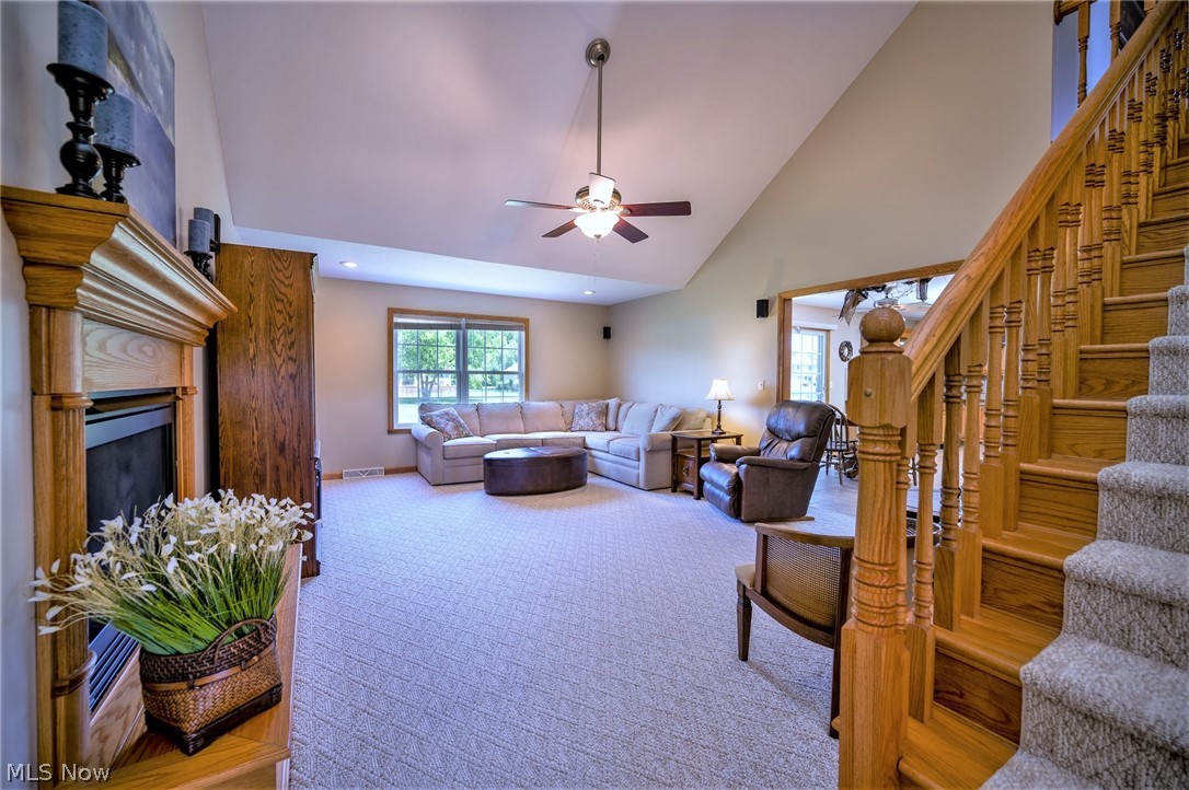 Oak Hollow - Residential