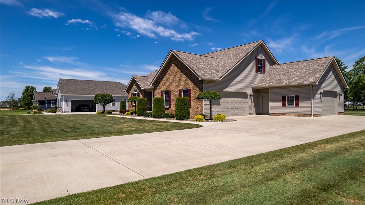 Oak Hollow - Residential