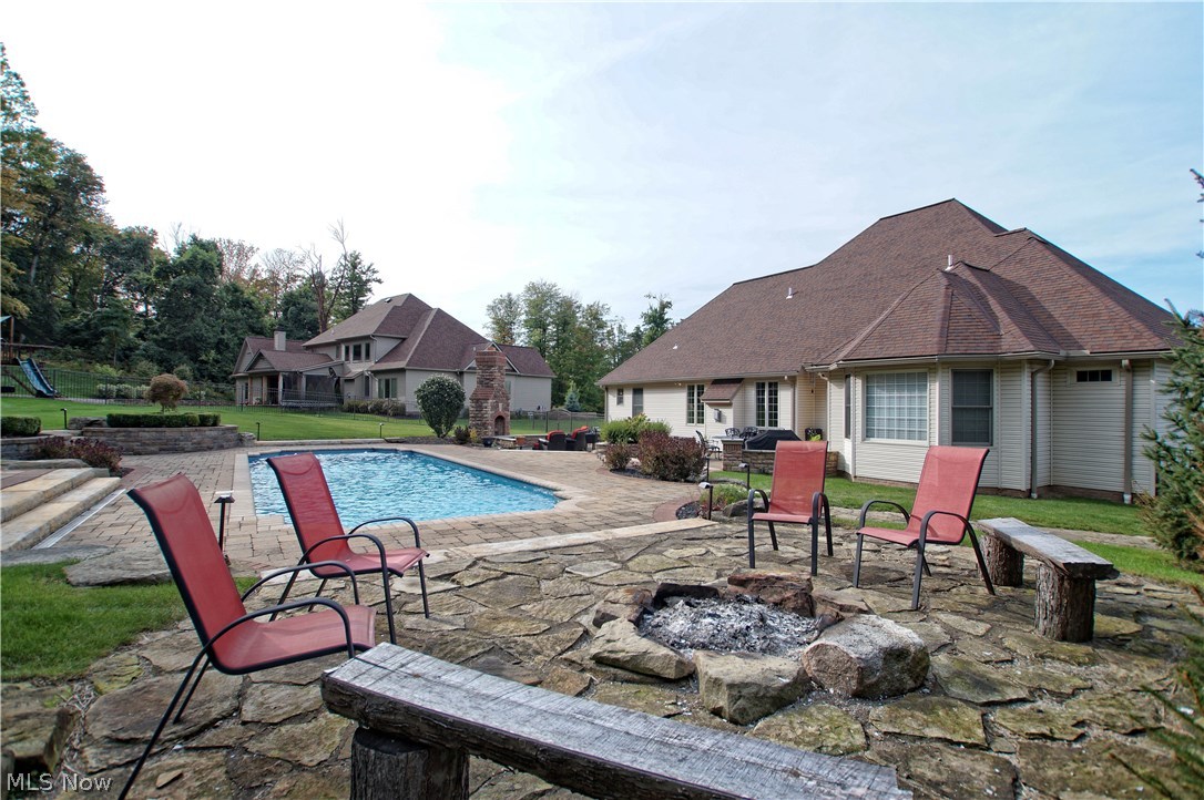 Little Mountain Cc 03 & 04 - Residential