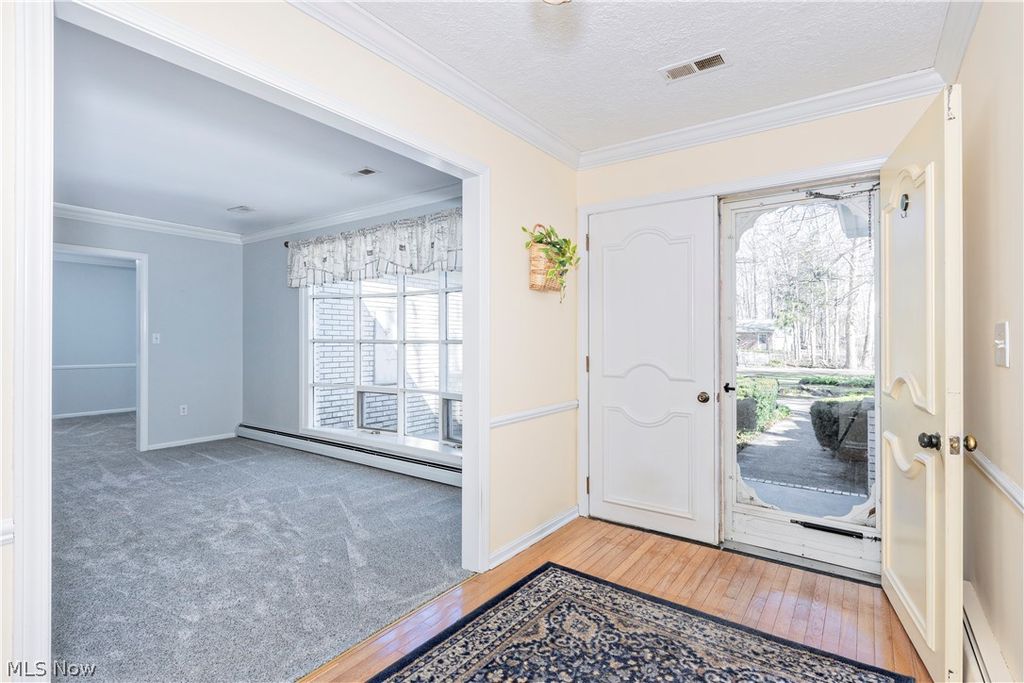 Photo of 14988 Surrey Downs Drive, Novelty, OH 44072 (MLS # 5191408)