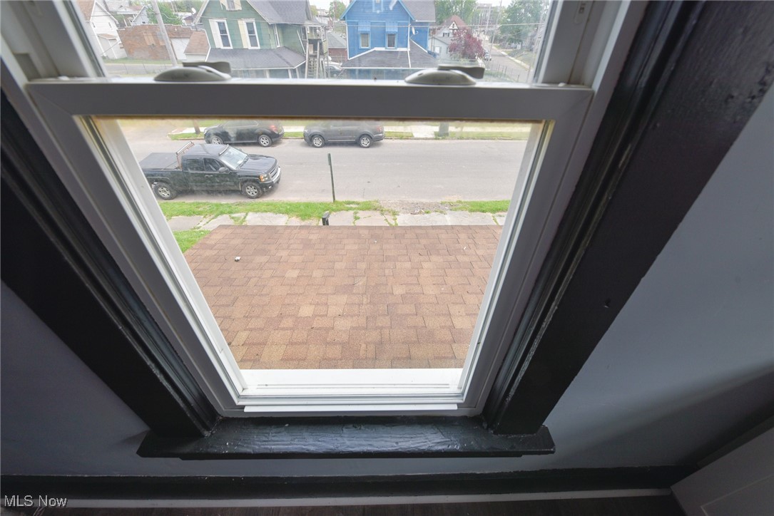 Canton - Residential Income