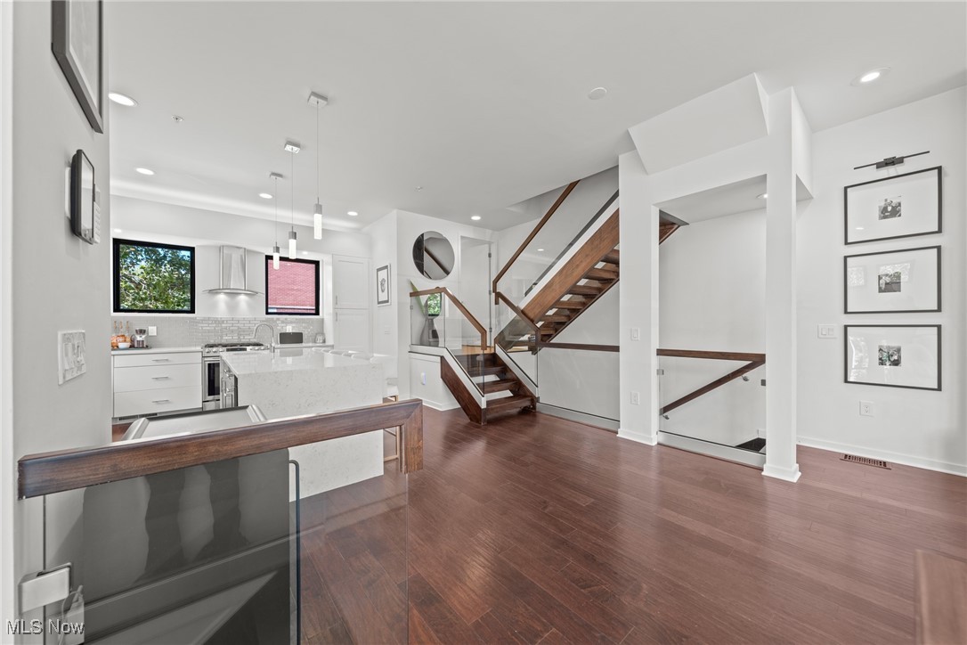 The Vine - Residential