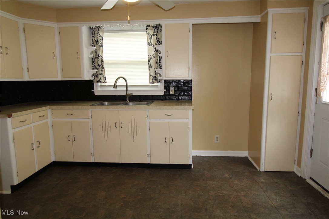 789 Meadowbrook Avenue, Warren, Ohio image 10