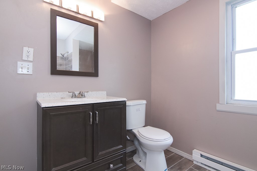 E T Hamiltons - Residential