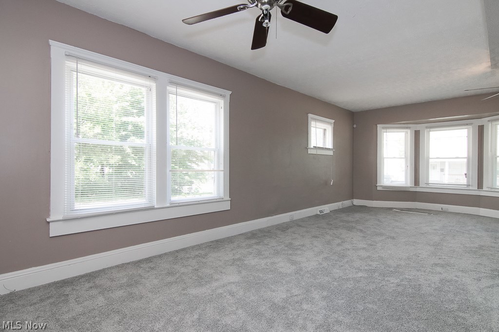 E T Hamiltons - Residential