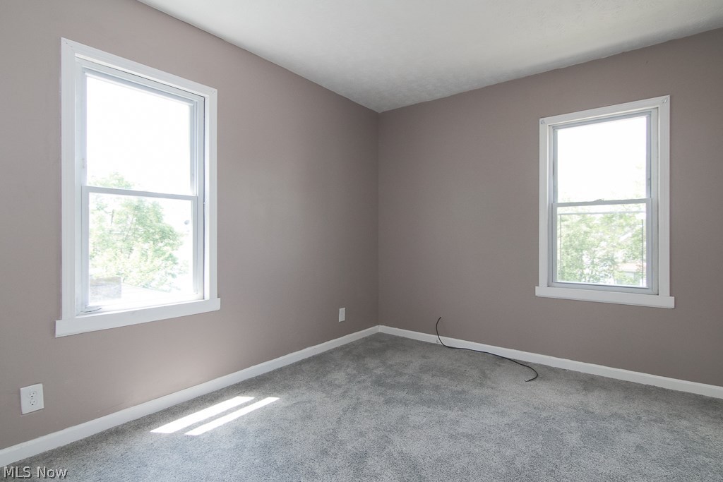 E T Hamiltons - Residential