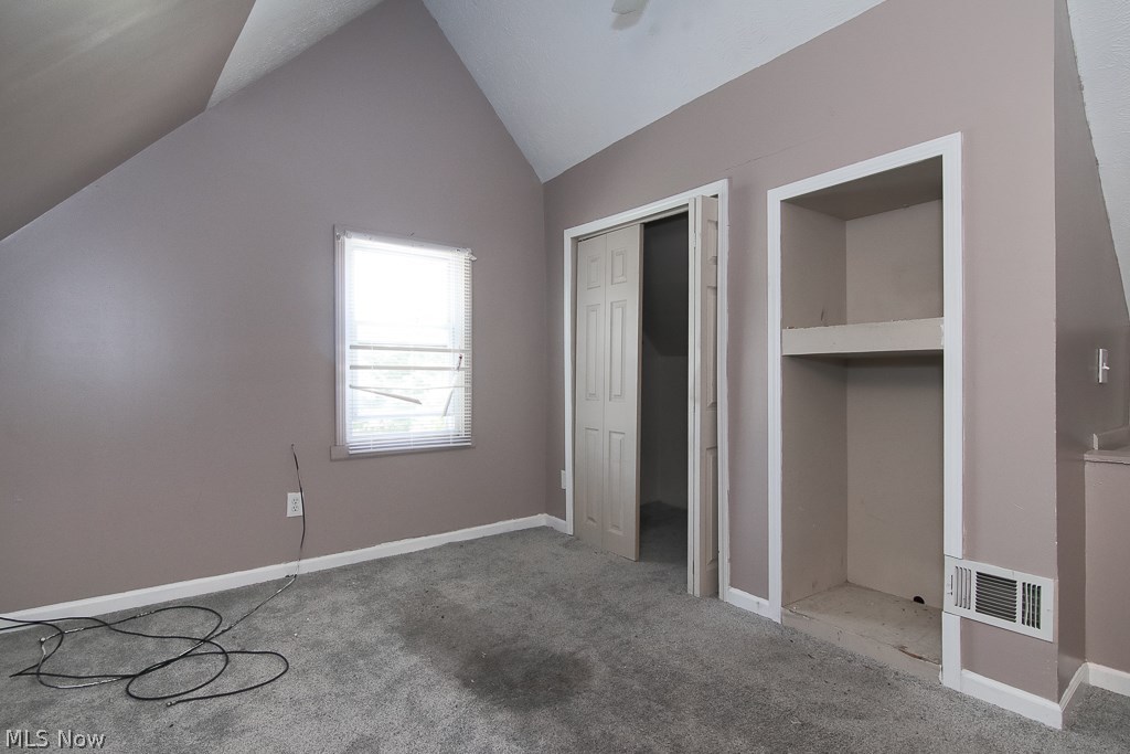 E T Hamiltons - Residential