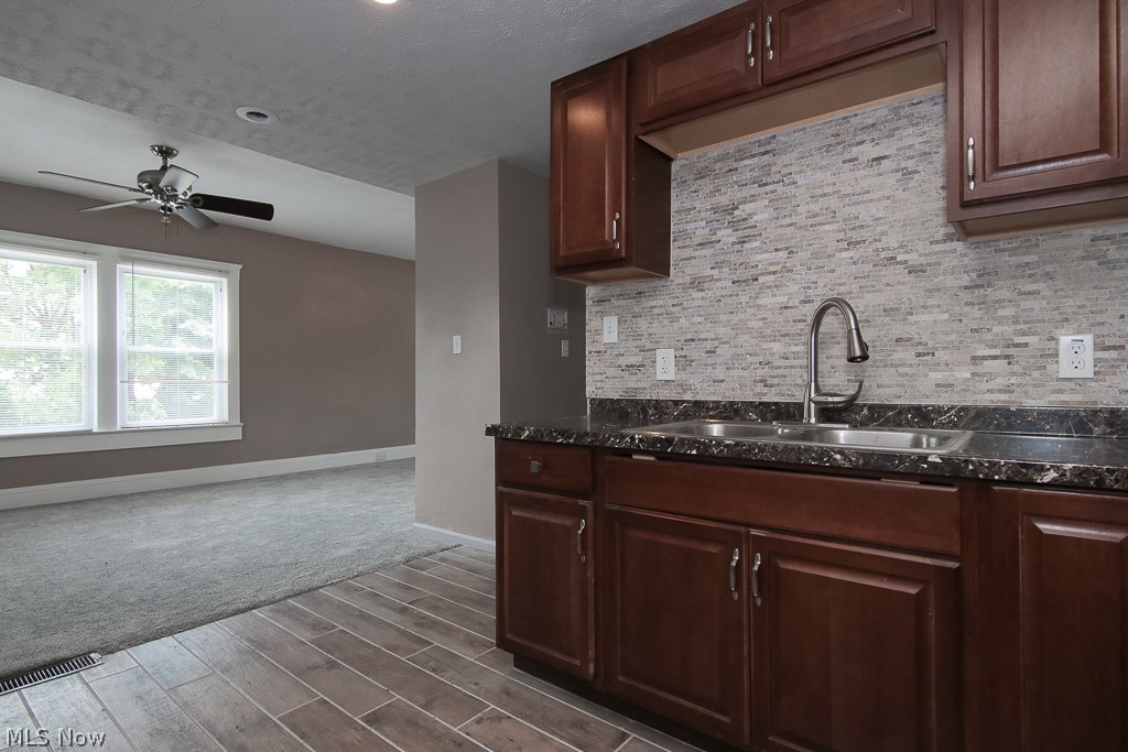 E T Hamiltons - Residential