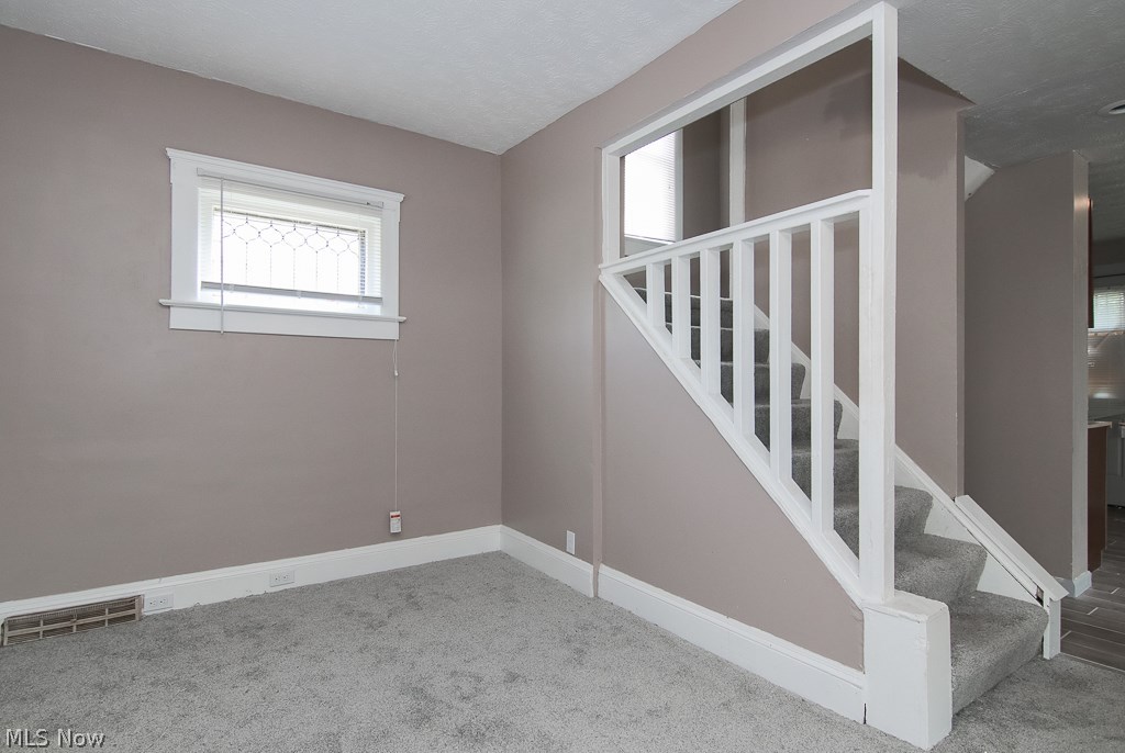 E T Hamiltons - Residential