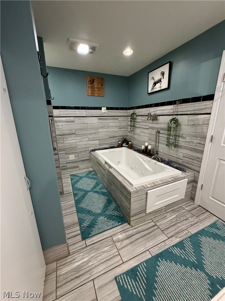 Eaton Homes - Residential