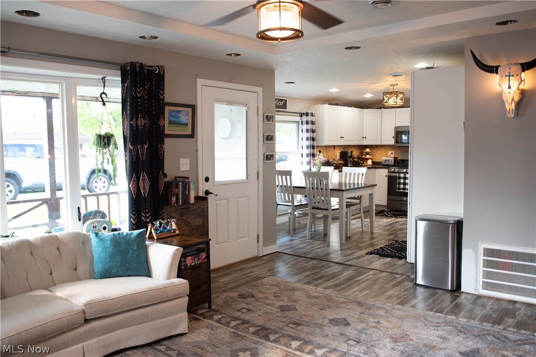 Eaton Homes - Residential