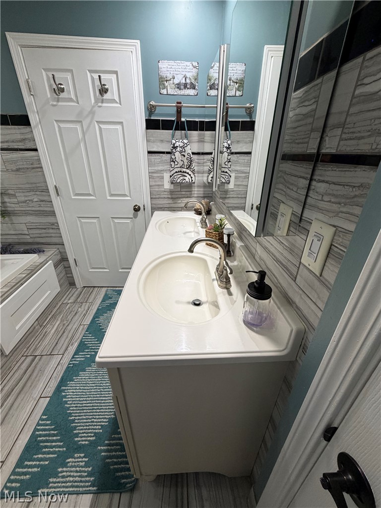 Eaton Homes - Residential