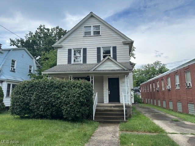 Nice 2 story with 3 bedrooms and 1 1/2 baths in Brownlee Woods - Beautiful Living Room. Formal Dining Room with Laminate Floor, Window Seat, and Beveled Glass Window. Half Bath on 1st Floor and Full bath on 2nd Floor. First Floor Laundry. Covered Front and Back Porches. Great Lot.