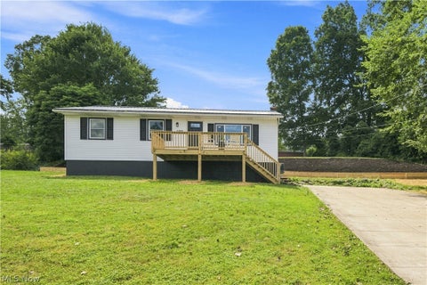 Photo of 1990 Connect Road, Norton, OH 44203 (MLS # 5240736)