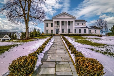 115 E Summit Street, Chagrin Falls, OH 44022 - MLS#: 5102109