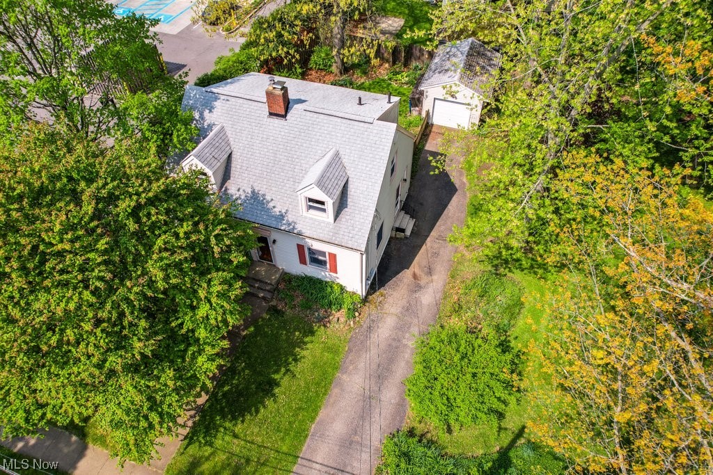 M. L. Davey - Residential