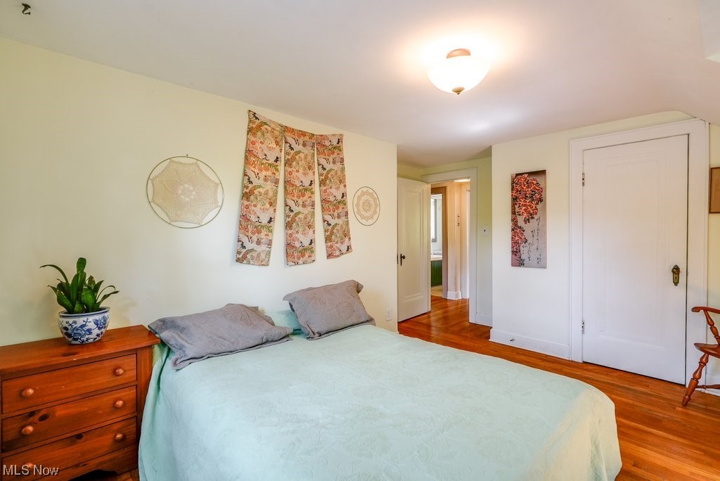 M. L. Davey - Residential