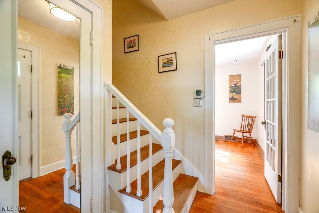 M. L. Davey - Residential