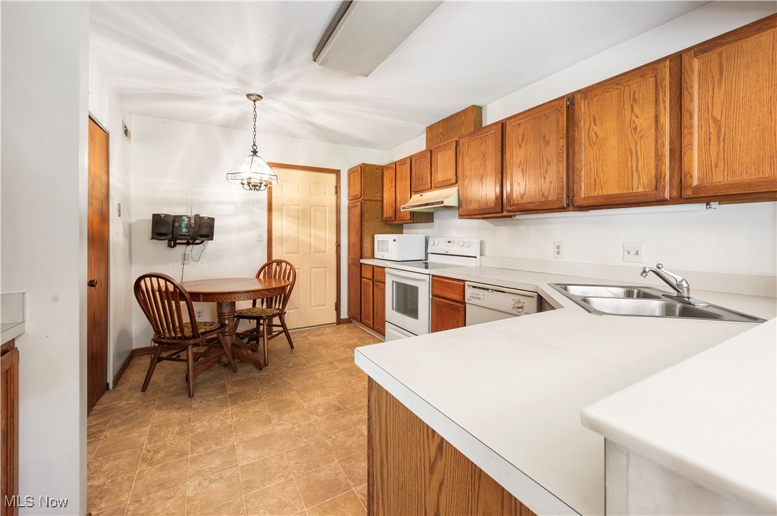 4568 Avondale Boulevard, Canton, Ohio image 11