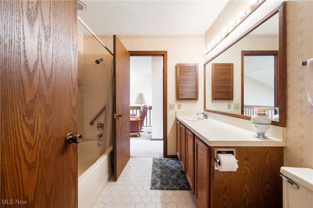 4568 Avondale Boulevard, Canton, Ohio image 21