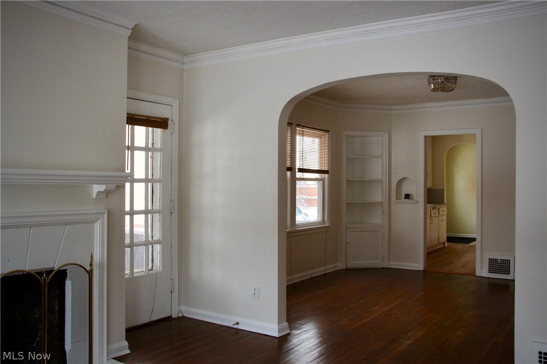 Oakwood Terrace Sub/W H Telling - Residential Lease