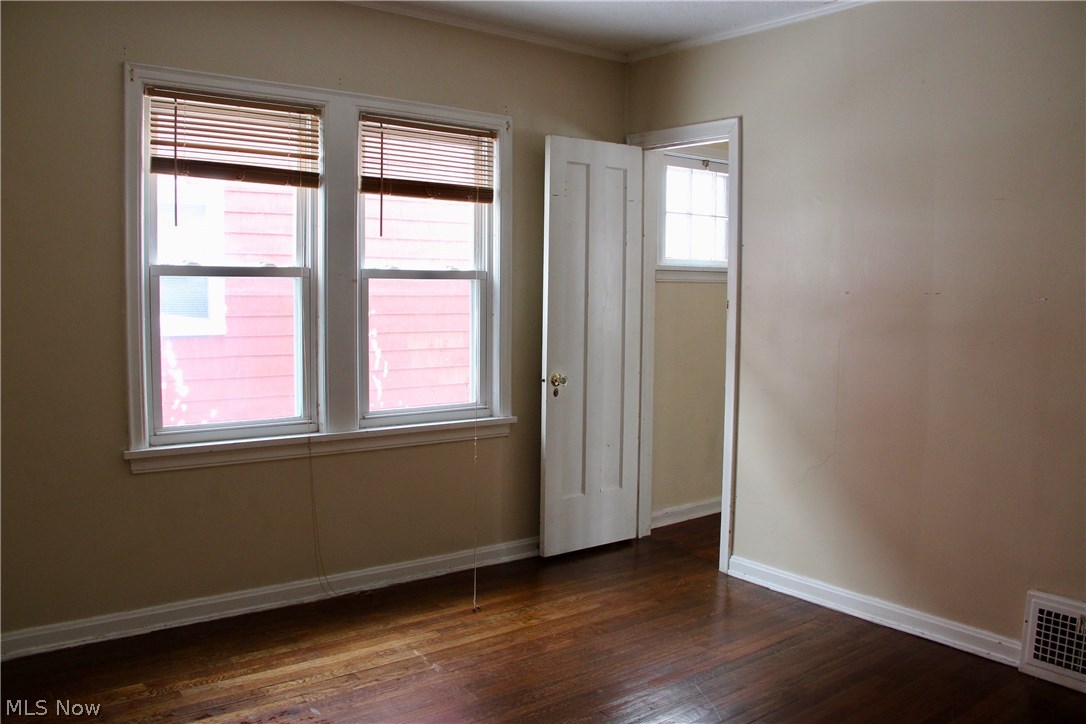 Oakwood Terrace Sub/W H Telling - Residential Lease