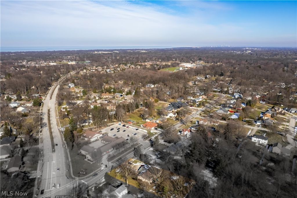 Photo of 28365 Bassett Road, Westlake, OH 44145 (MLS # 5189132)