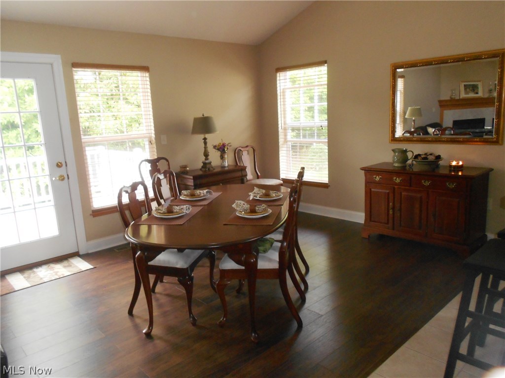 North Pt/Hunters Xing Condo - Residential