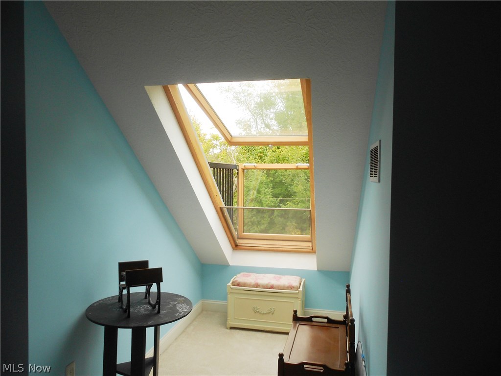 North Pt/Hunters Xing Condo - Residential