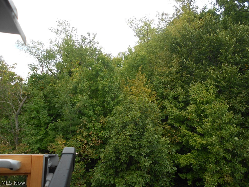 North Pt/Hunters Xing Condo - Residential