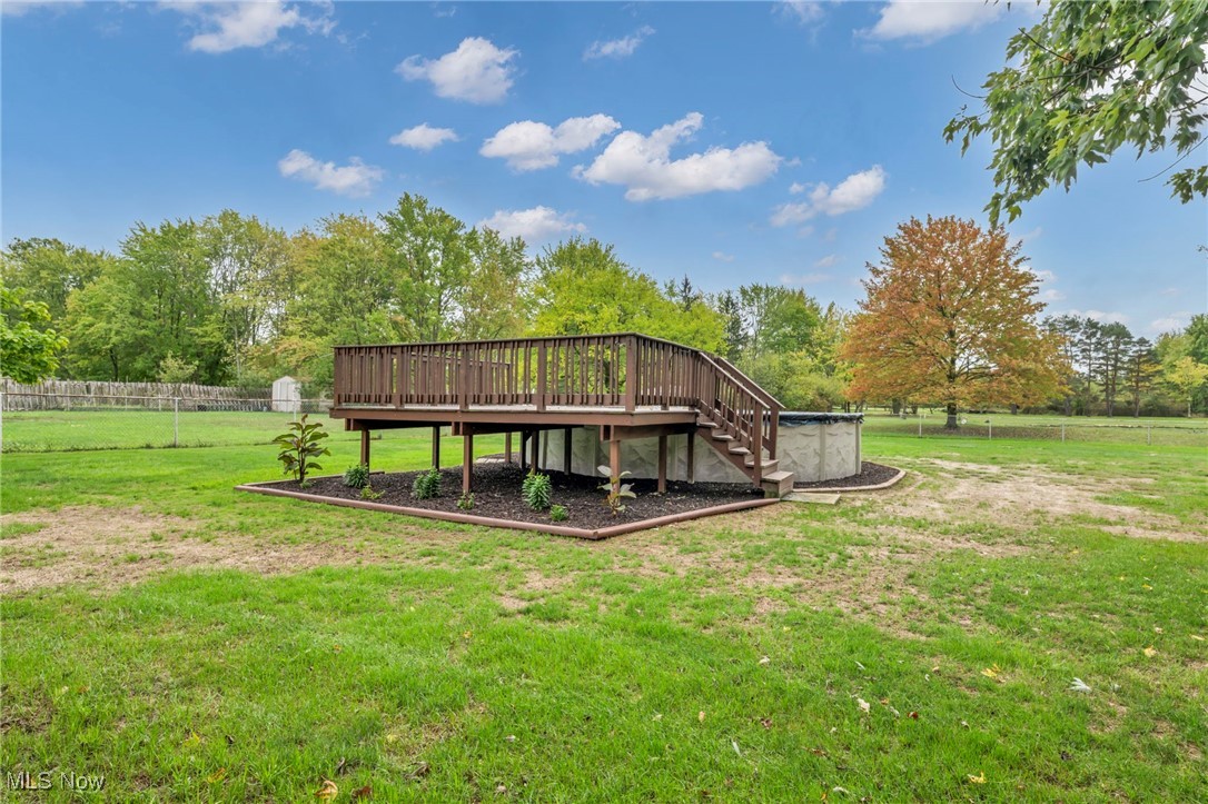 12041 Woodridge Drive, North Royalton, Ohio image 32