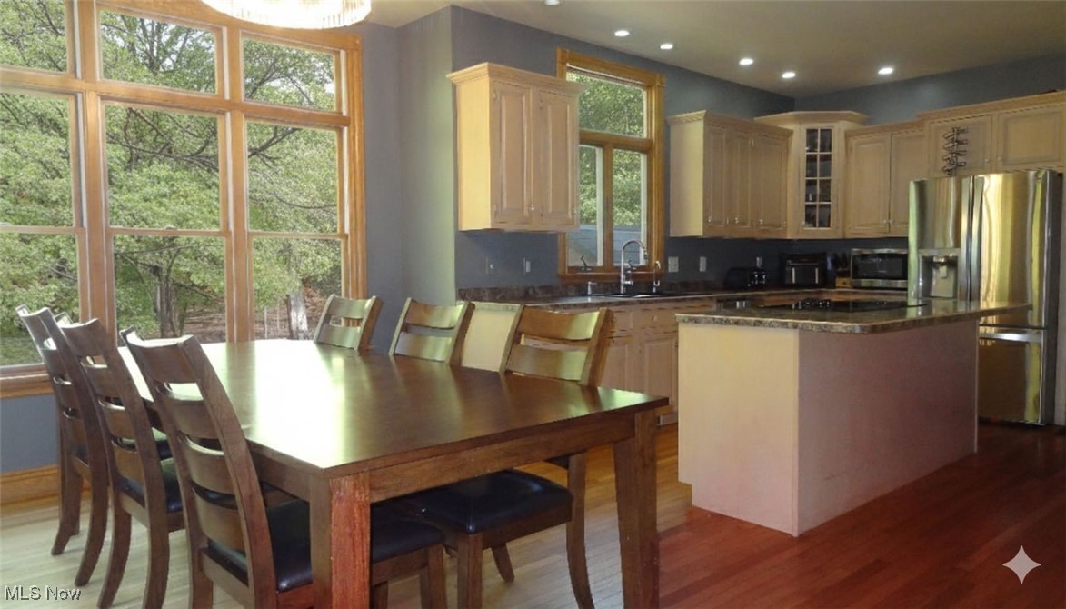 Mount Royal Sub - Residential