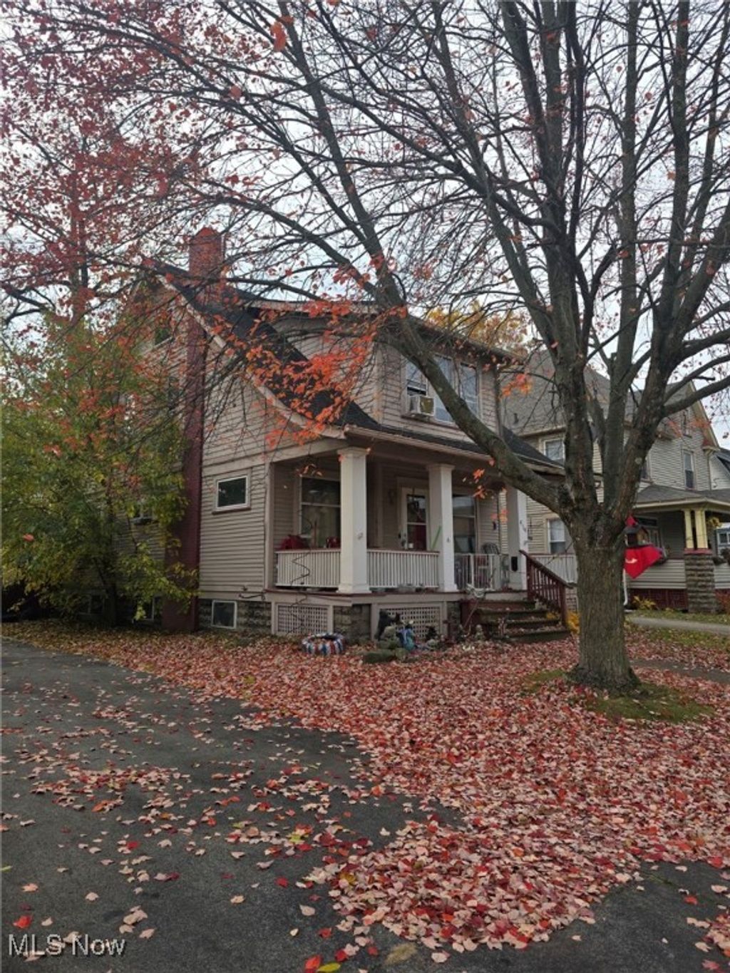 Photo of 454 Washington Street NE, Warren, OH 44483 (MLS # 5182391)